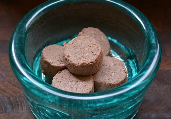 Thinking About Feeding Your Dachshund a Raw Diet? Read This First.